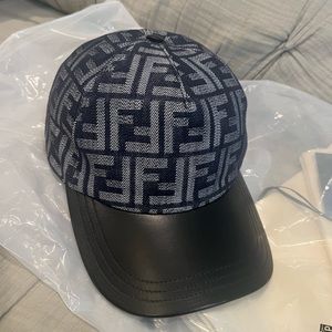 NEW FENDI Cap! Navy!